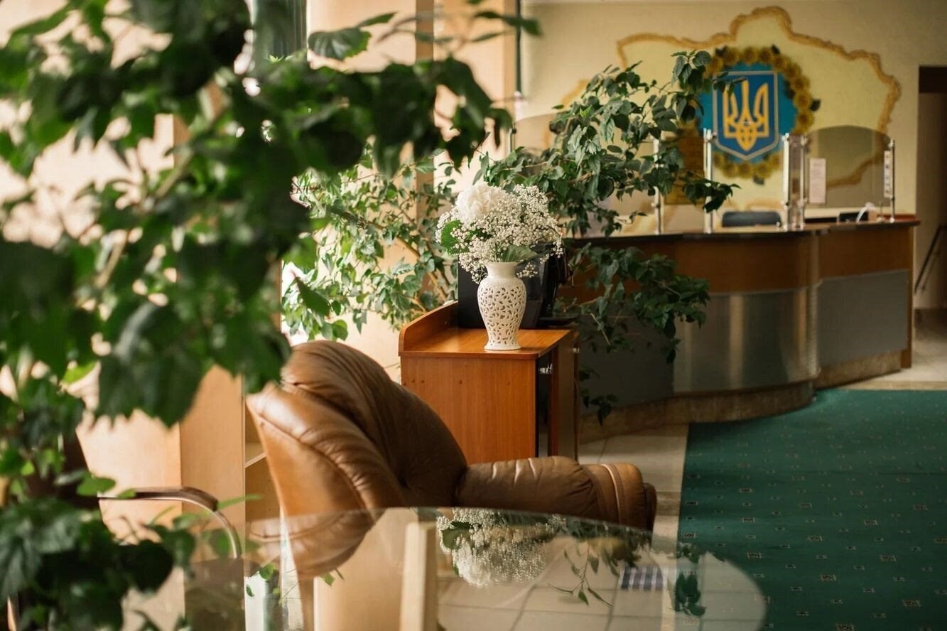Отель Holosiyvsky 3*