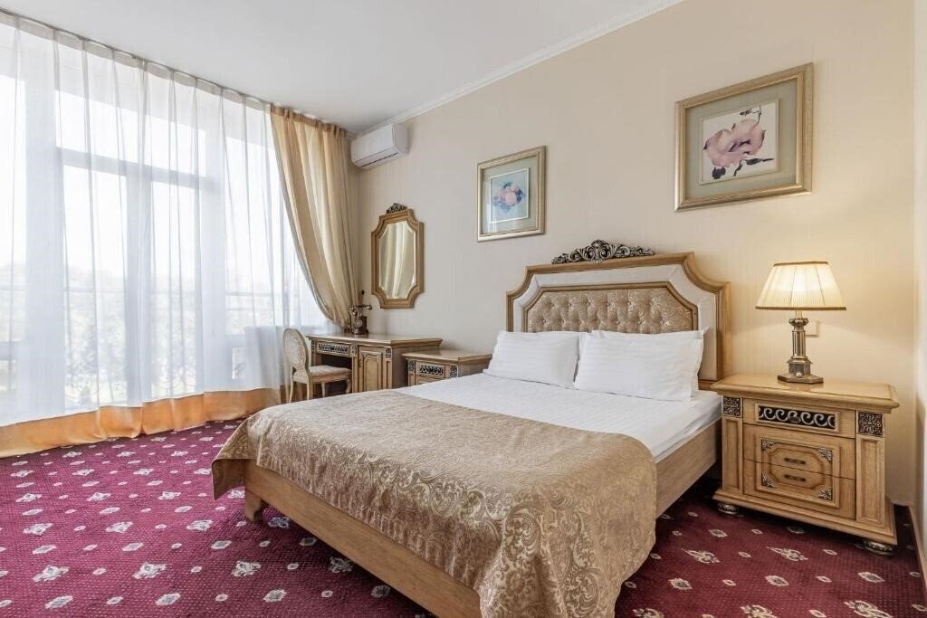 Фото Sonata Hotel & SPA 4*