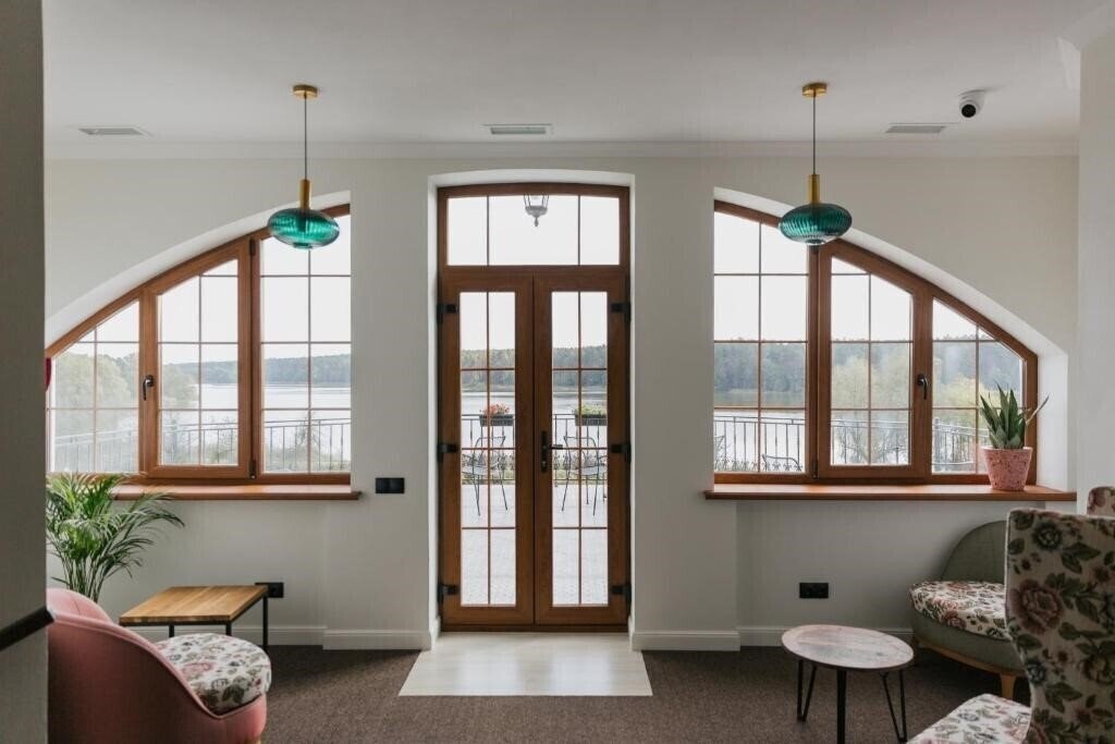 Отель Bobritsa Dacha 4*