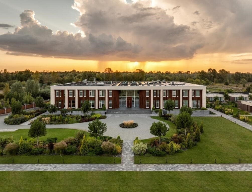 Готель Shambala Wellness Club Hotel 4*