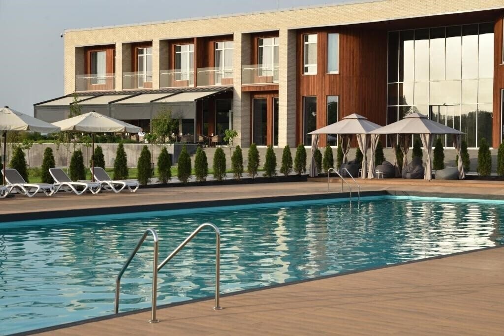 Фото Shambala Wellness Club Hotel 4*