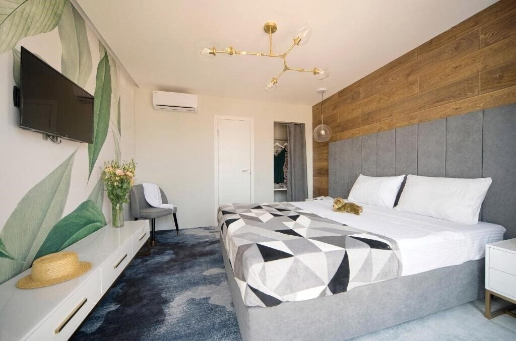 Фотографія White villas Koblevo 5*