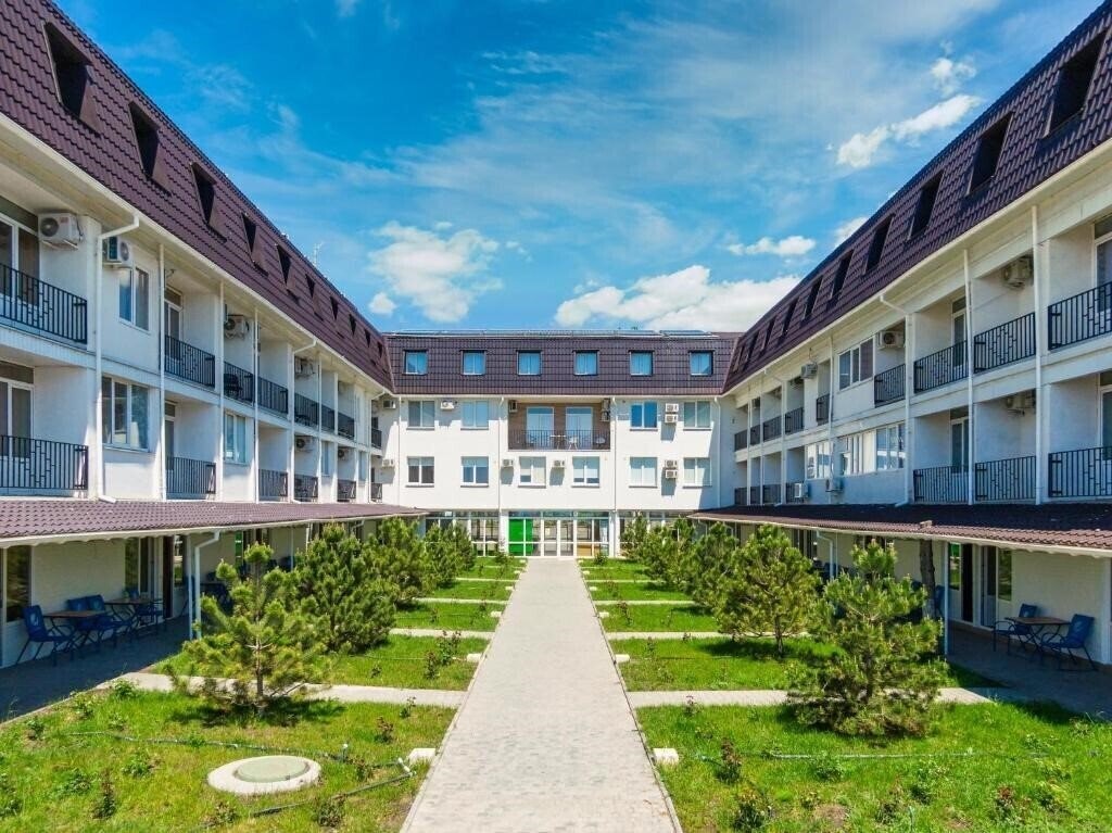 Зображення Beach Hotel 3*