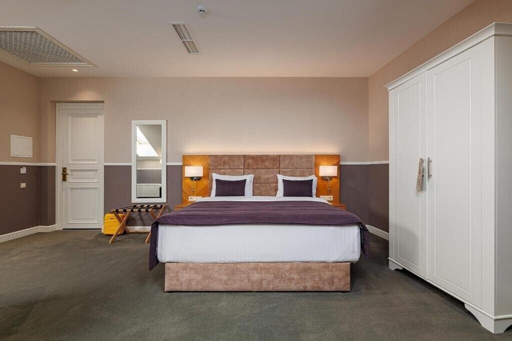 Фото Modern Arthotel 3*