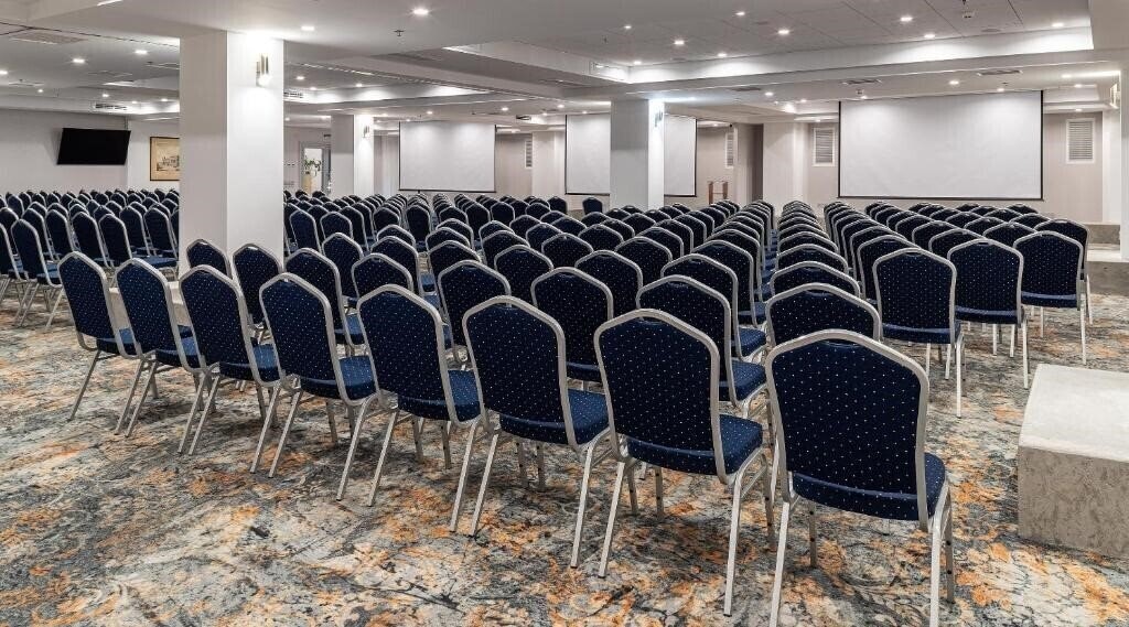 Изображение Premier Hotel Dnister 4*
