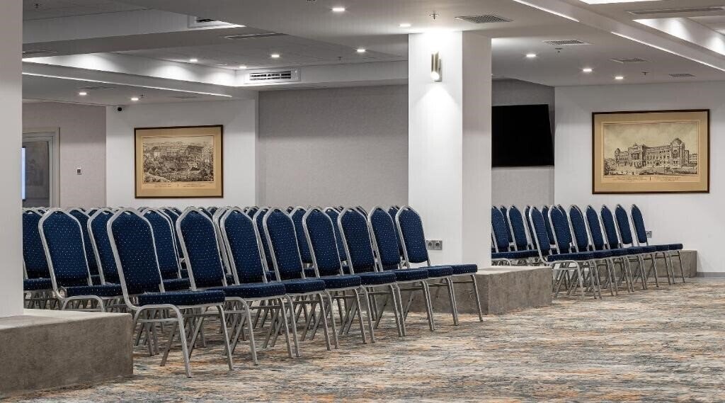 Картинка Premier Hotel Dnister 4*
