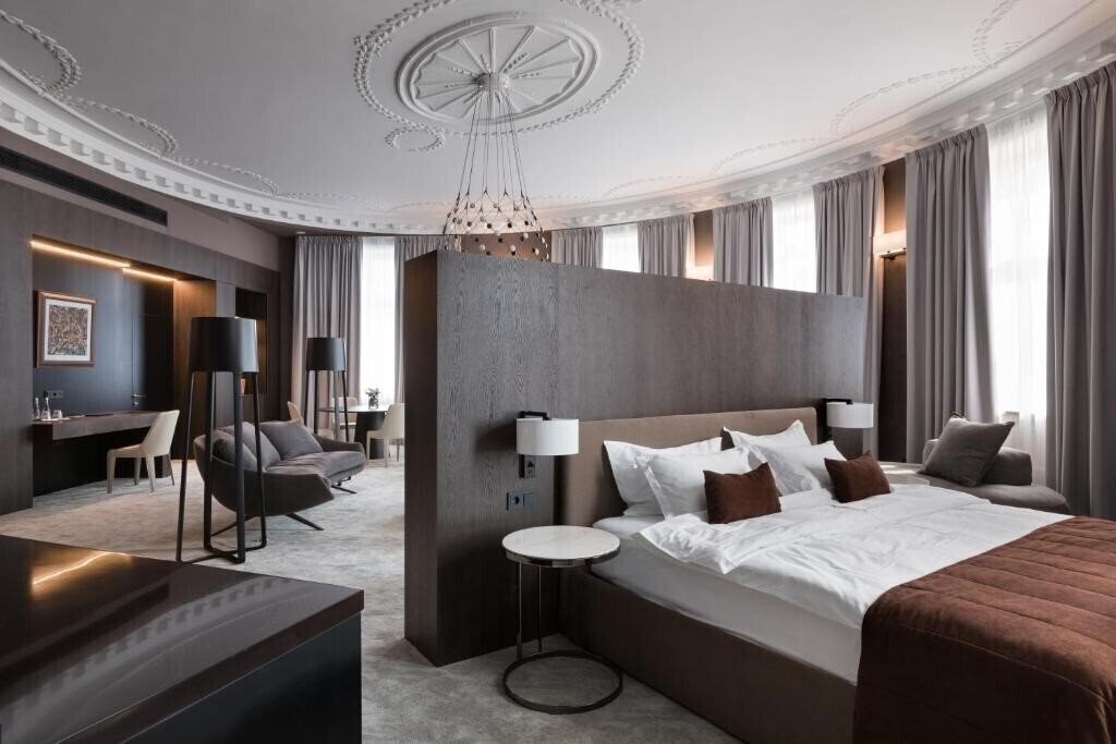 Фотография Bankhotel 5*