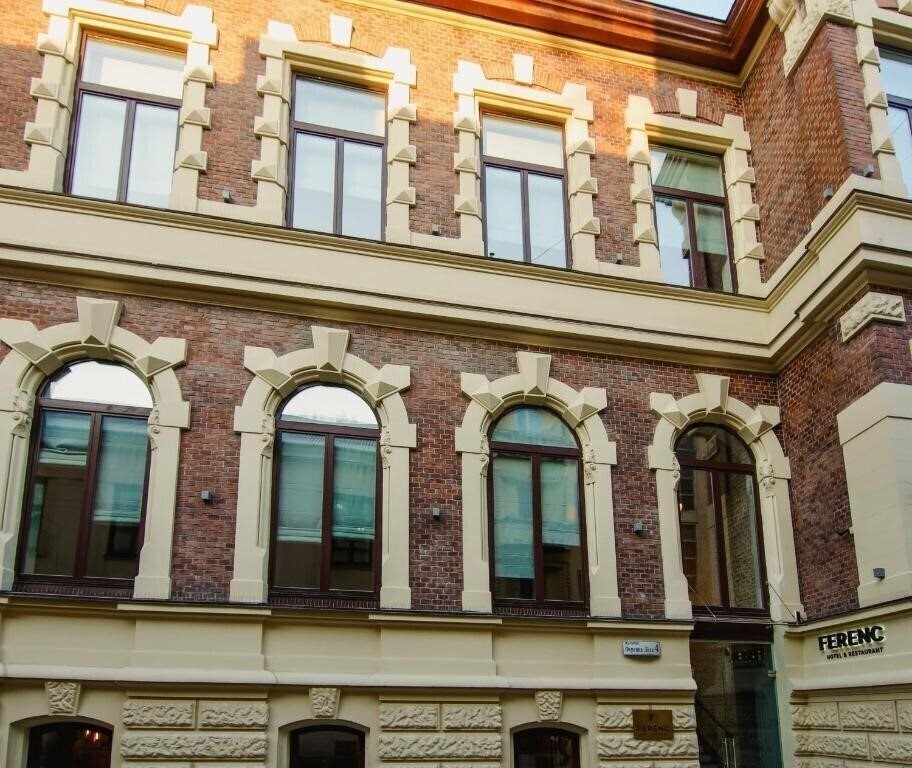 Отель Ribas Rooms Ferenc 4*