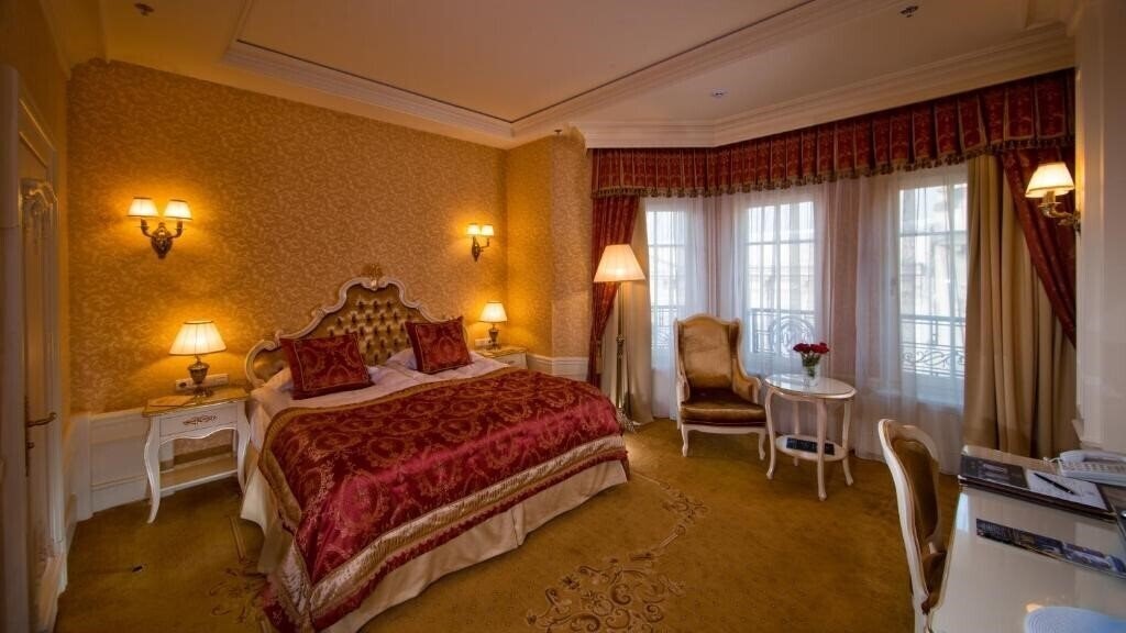Фото Nobilis Hotel ***** 5*