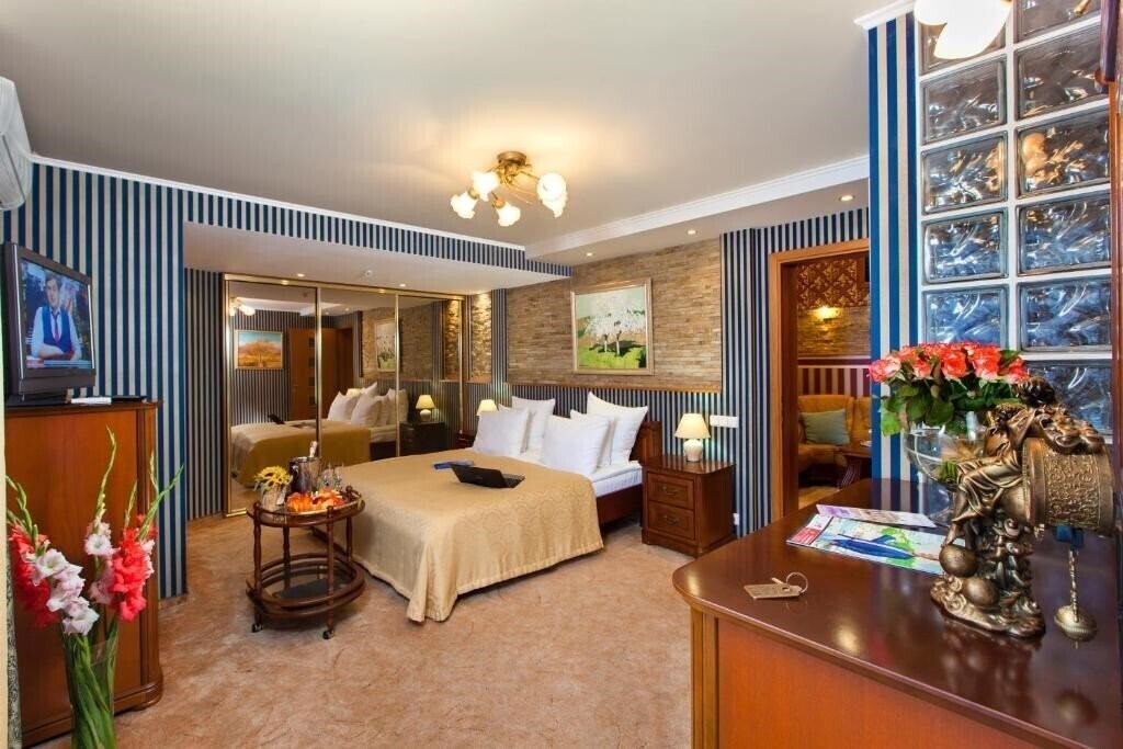 Готель Conference Hotel Suputnyk 4*
