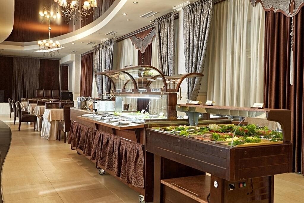 Фото Hotel Lviv 3*