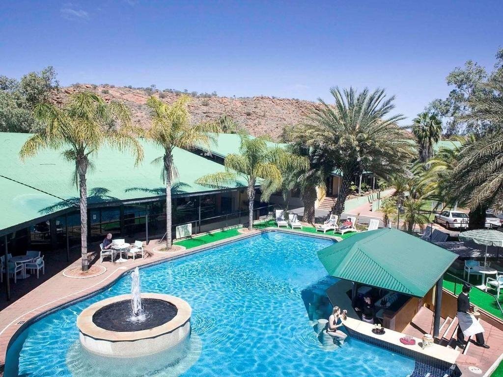 Готель Chifley Alice Springs Resort 4*