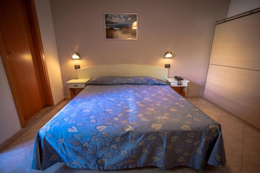 Картинка Susy 3*