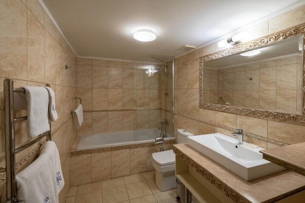 Картинка Metro Hotel Apartments 3*