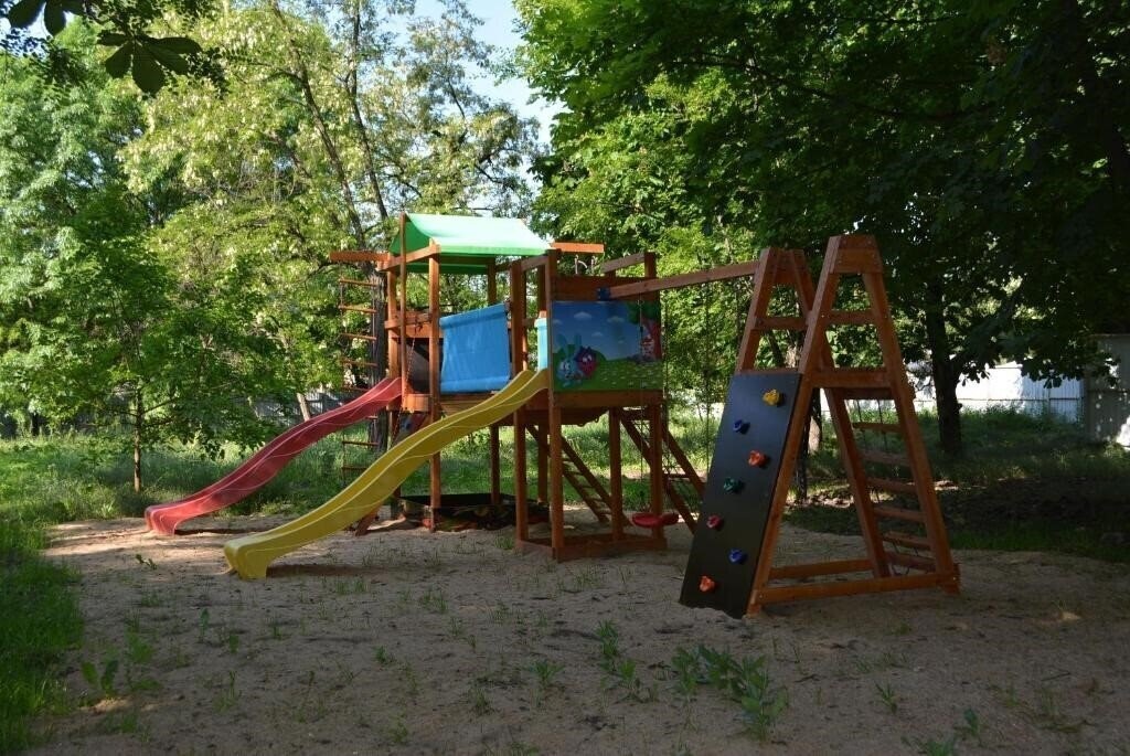 Фотографія Зеленый Кампус База Отдыха 1*