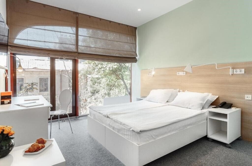 Фотографія Orange Hotel 3*