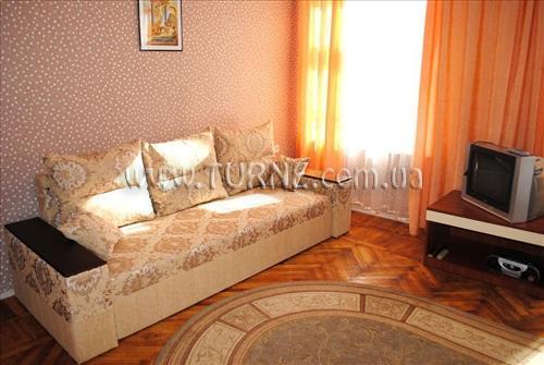 Фотографія Центральная 2*