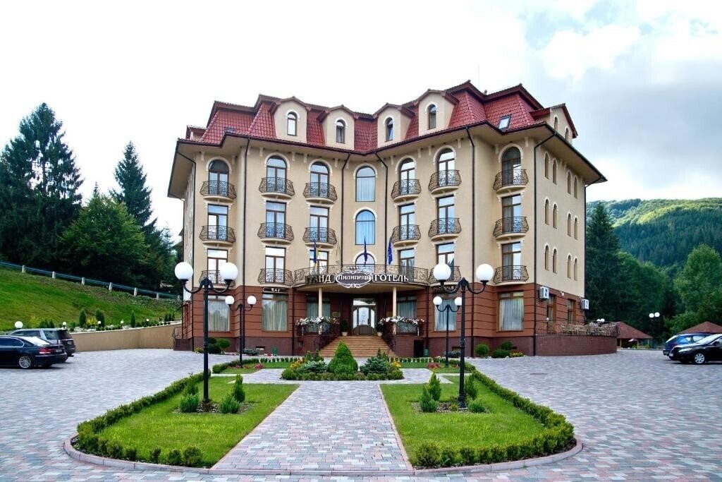 Готель Гранд Отель Пилипец 4*