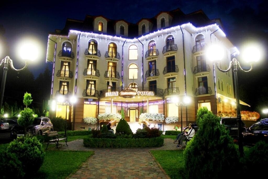 Картинка Гранд Отель Пилипец 4*