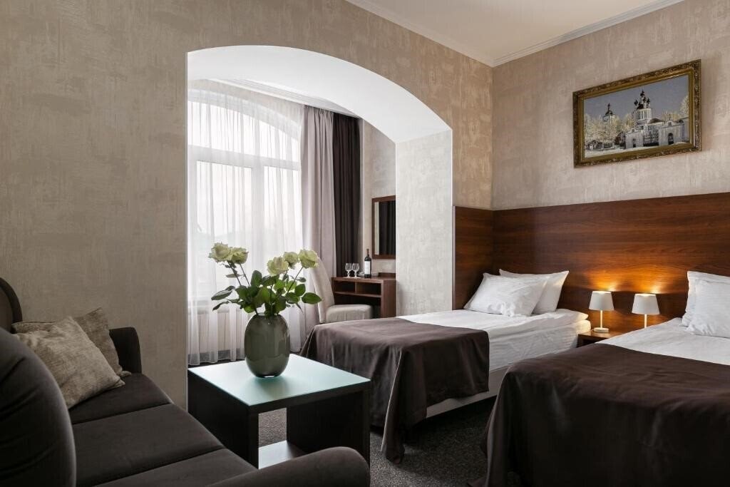 Картинка Галерея 4*