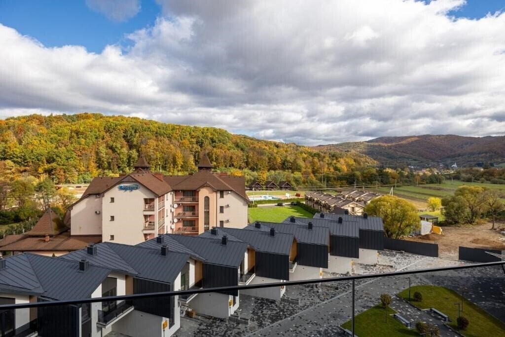 Картинка WOL Green Polyana by Ribas 4*