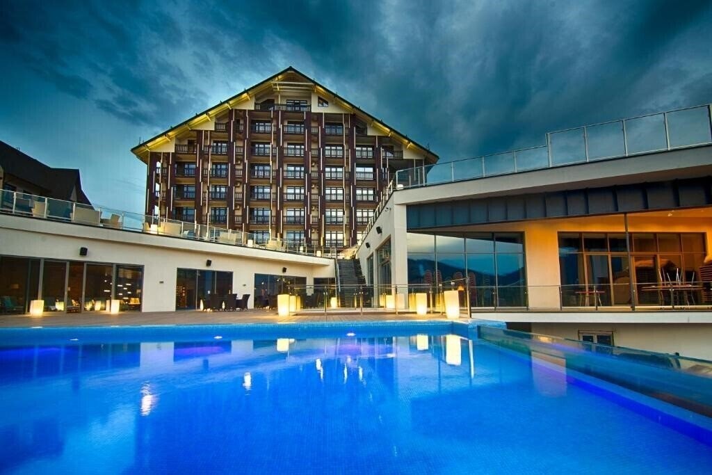 Готель F & B SPA Resort Hotel (ex. Park Hotel Fomich) 4*