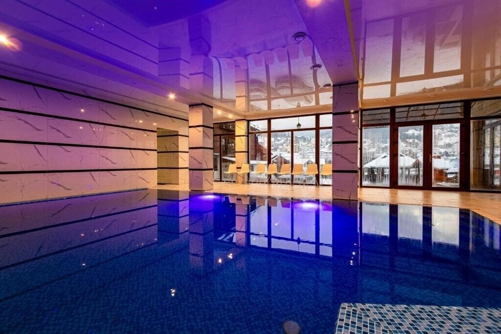 Отель La Krechunu Hotel 3*