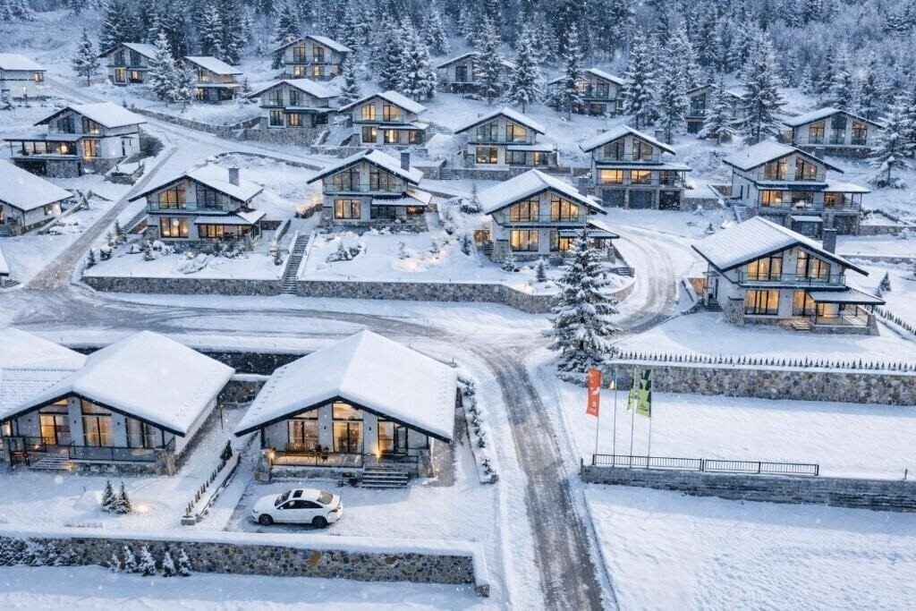 Готель EcoBerghaus Chalet 4*