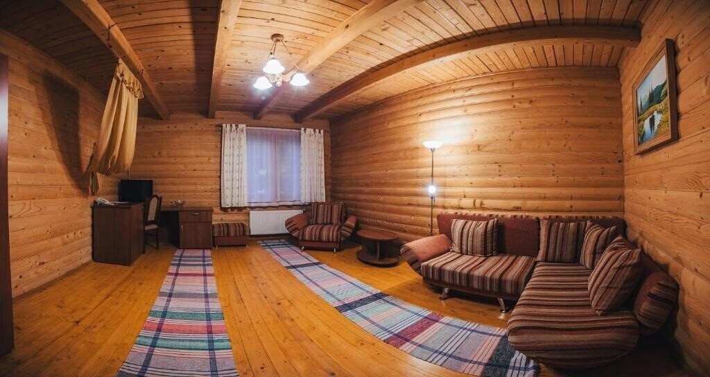 Зображення Карпатия 3*