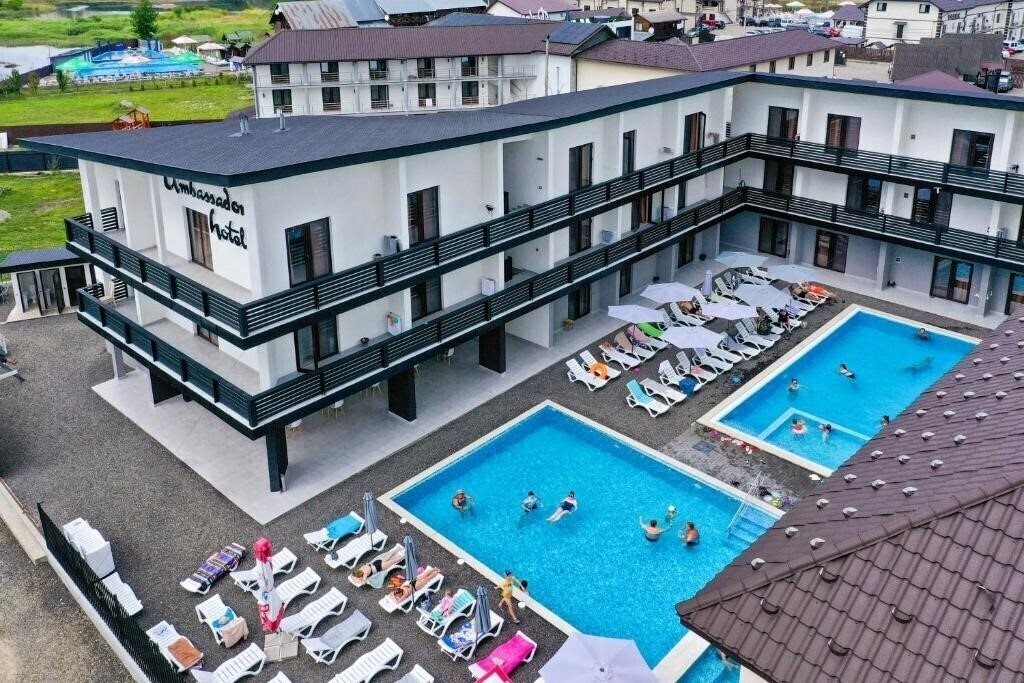 Фотография Ambassador Hotel 3*