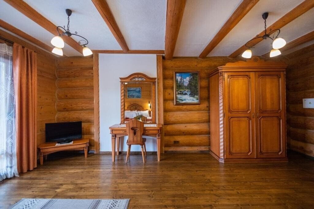 Картинка Коруна 4*