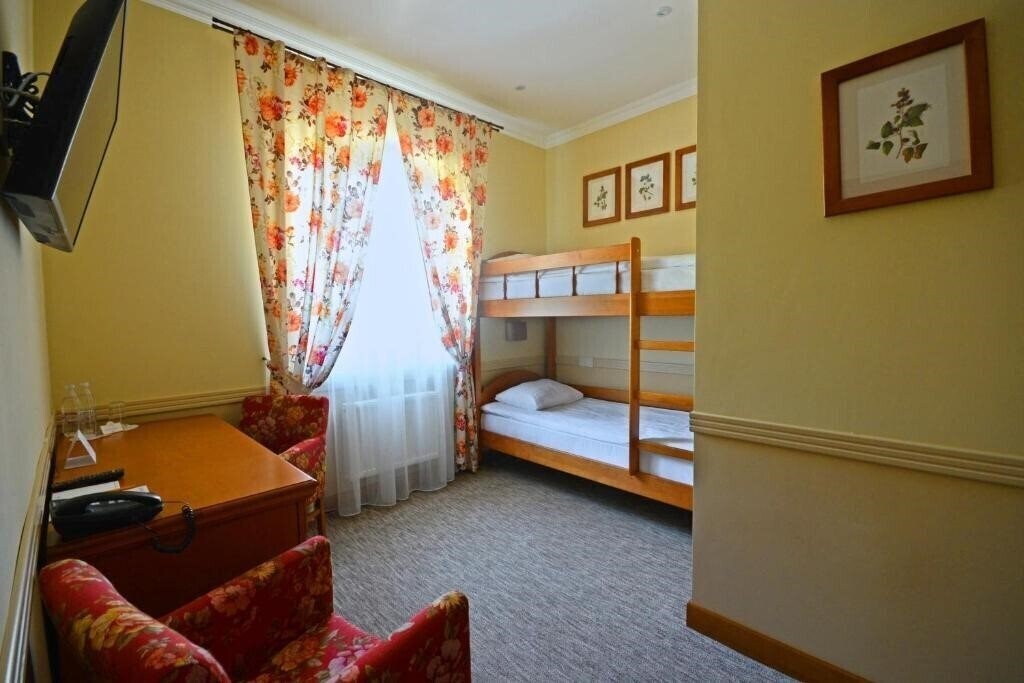 Фото Premier Hotel Pochaiv 4*