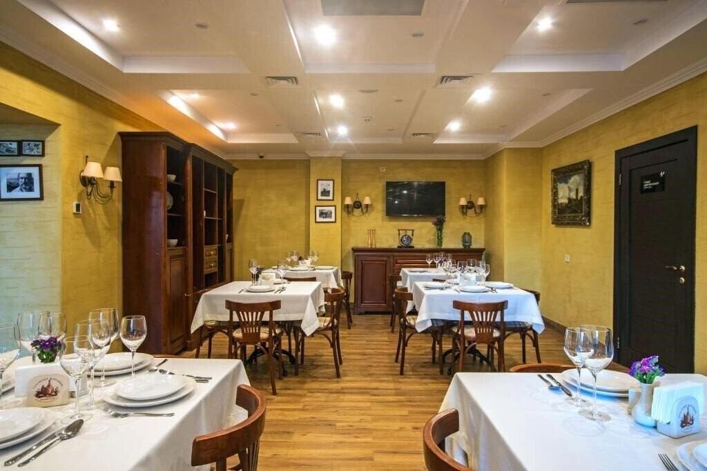 Картинка Premier Hotel Pochaiv 4*