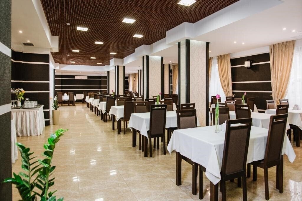 Картинка Лісова Пісня Готель 2*