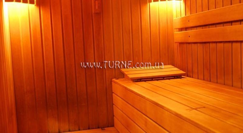 Отель Бристоль 3*