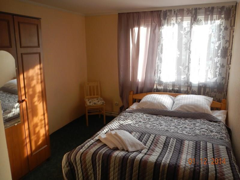 Отель Лион 2*