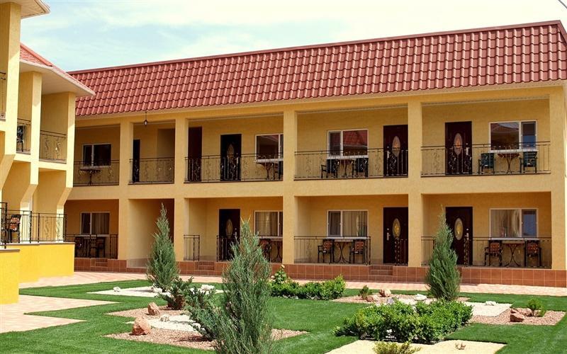 Готель Бриз Пансионат 1*