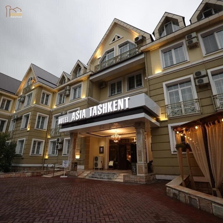Готель Asia Tashkent 4*
