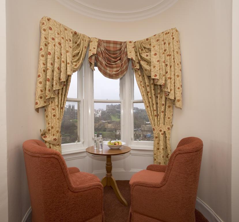 Фото Old Waverley Hotel 3*