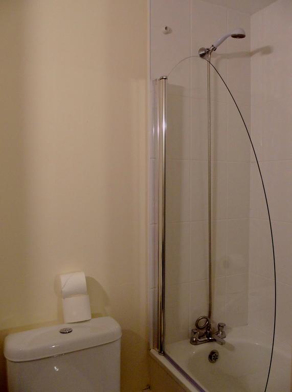 Изображение Almond House Lodge 2*