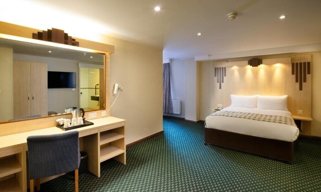 Фотографія Tavistock 3*