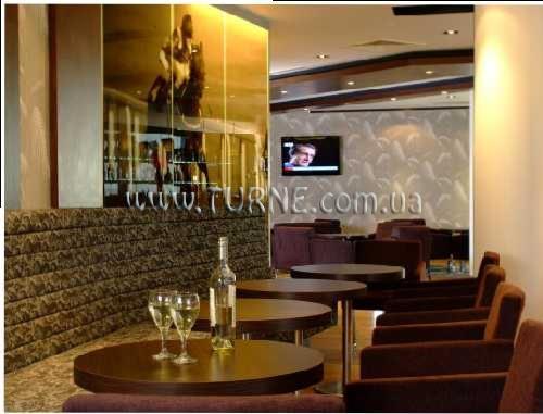 Изображение Holiday Inn Express London Epsom Downs 3*