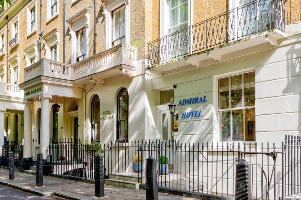 Готель Admiral 3*