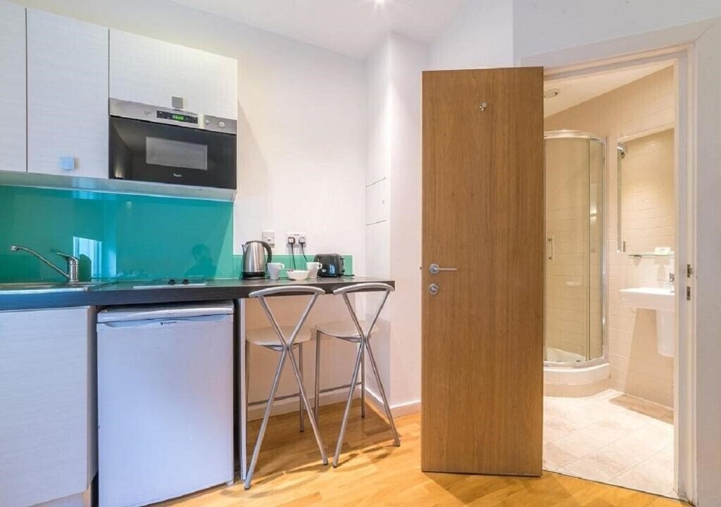 Фотографія Hyde Park Executive Apartments 3*