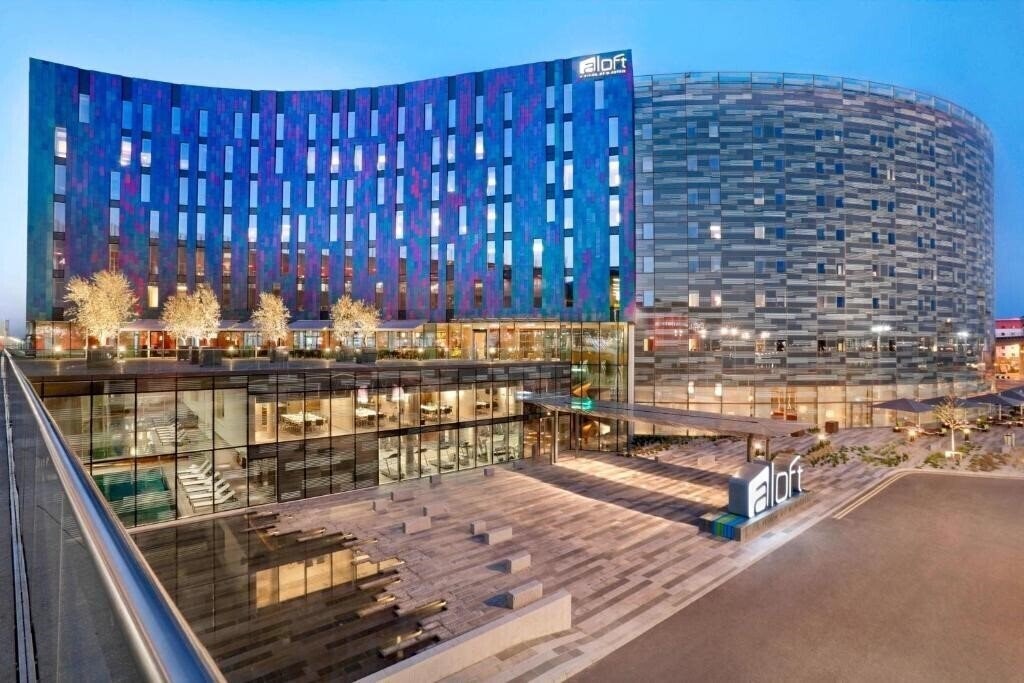 Фотографія Aloft London Excel 4*