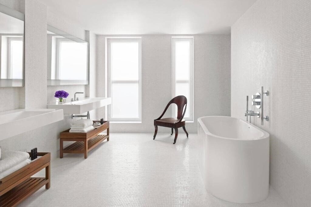 Фотографія The London Edition 5*