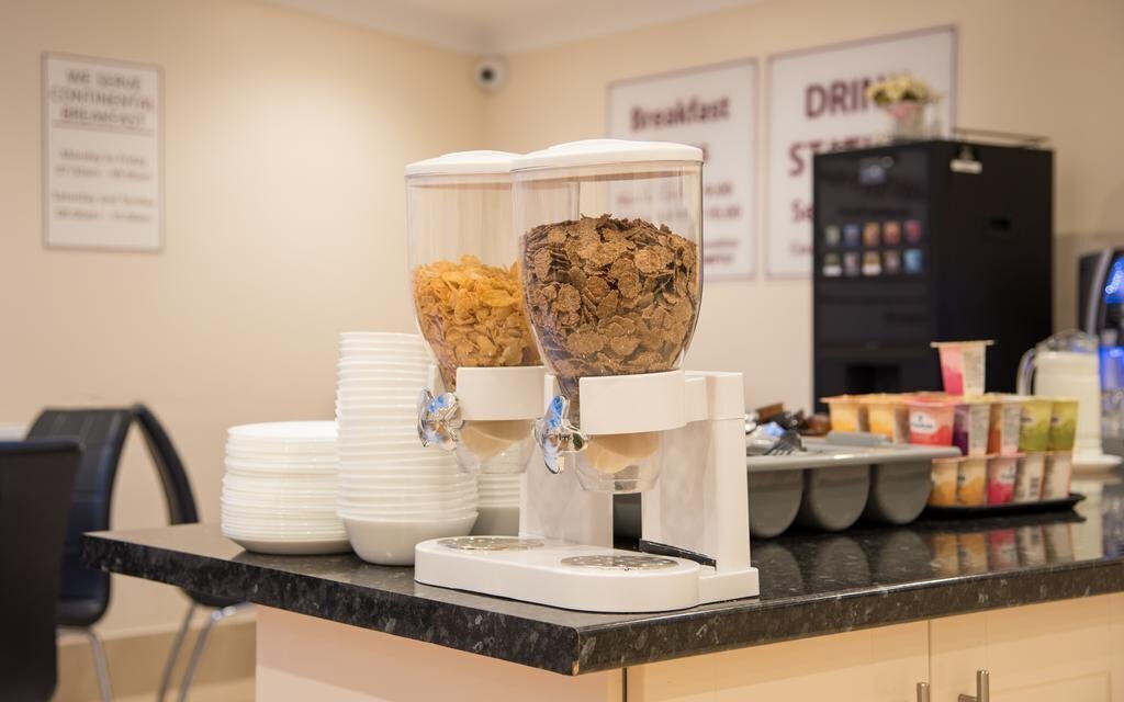 Фотографія Royal National 3*