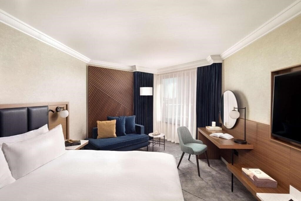 Отель Hilton London Metropole 4*