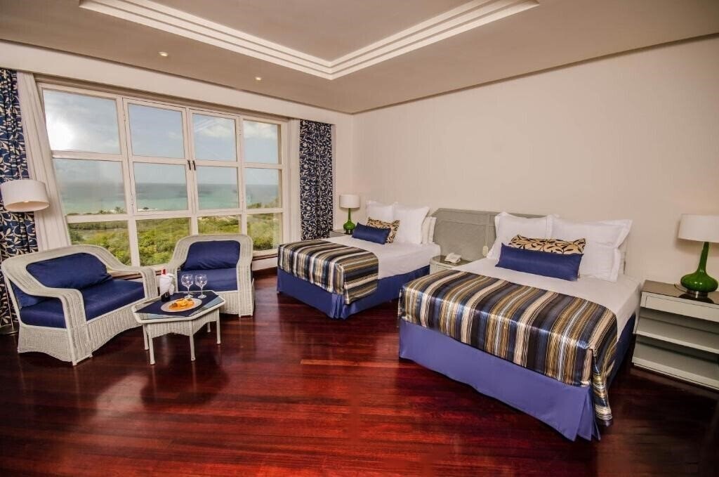 Фото Hesperia Isla Margarita 5*