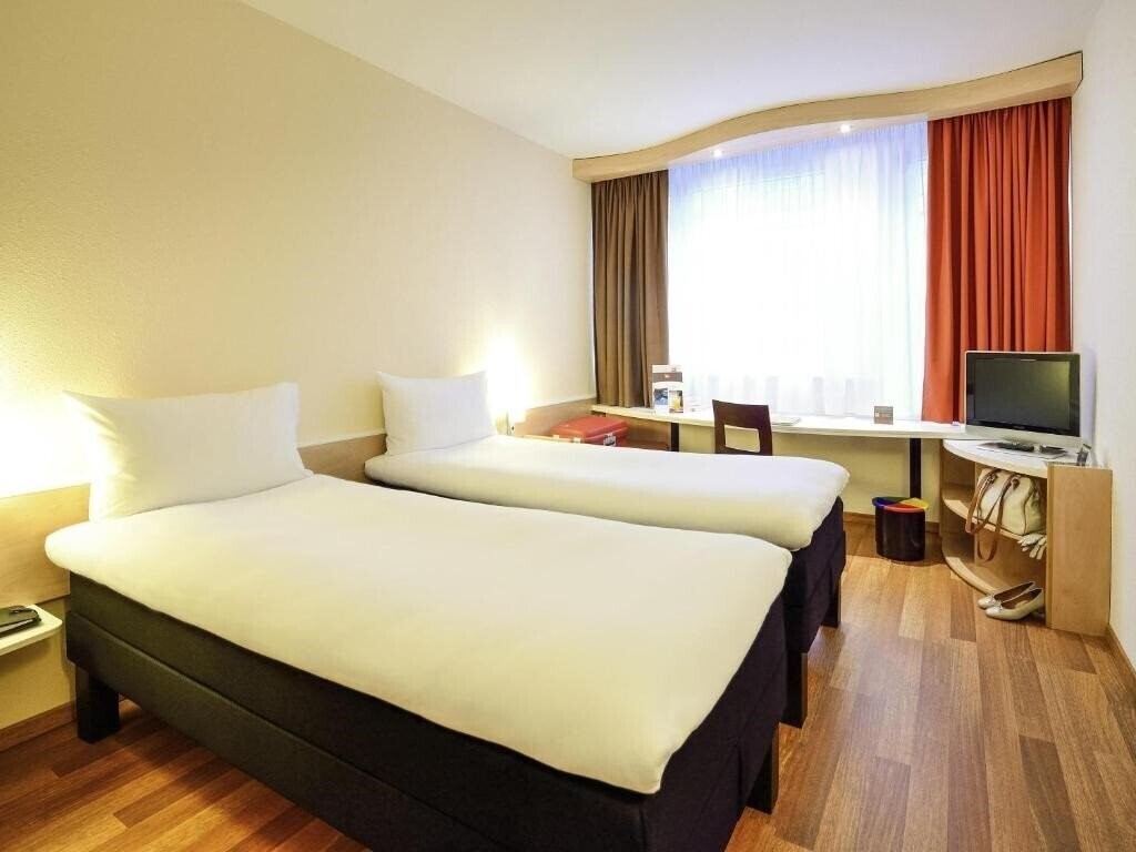 Картинка Ibis Budapest City 3*